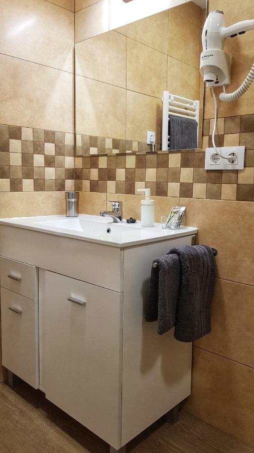 شقة Loft Yolanda Centro كوينكا المظهر الخارجي الصورة
